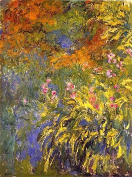  irises Oil Painting - Irises Claude Monet